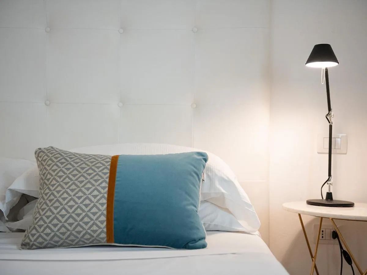 Pley Boutique Del Centro Hotel Cagliari Guest house