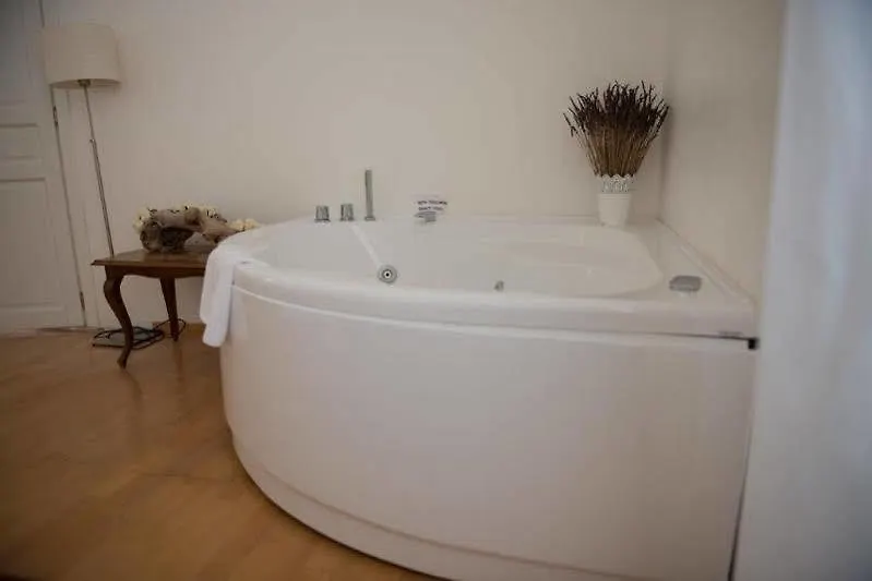 Pley Boutique Del Centro Hotel Cagliari Casa de hóspedes