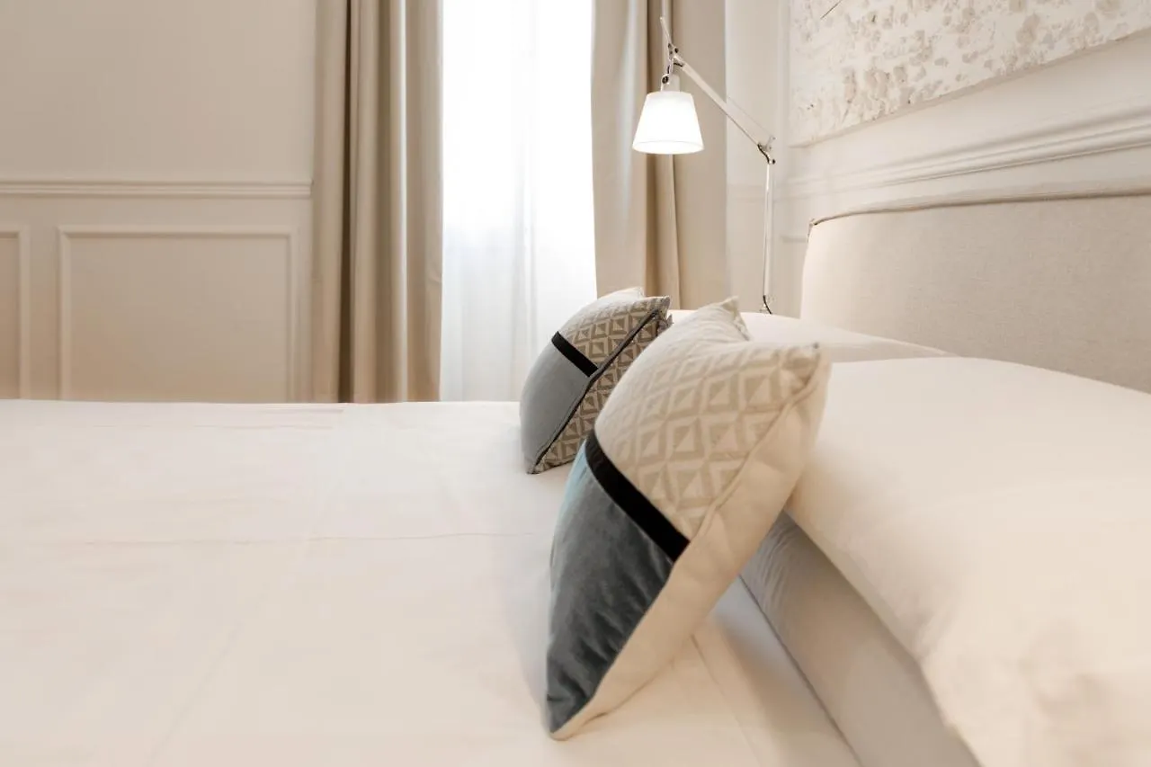 Pley Boutique Del Centro Hotel Cagliari Casa de hóspedes